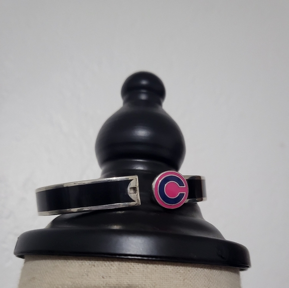 Coach Button Tab Closure - Picture 4 of 5